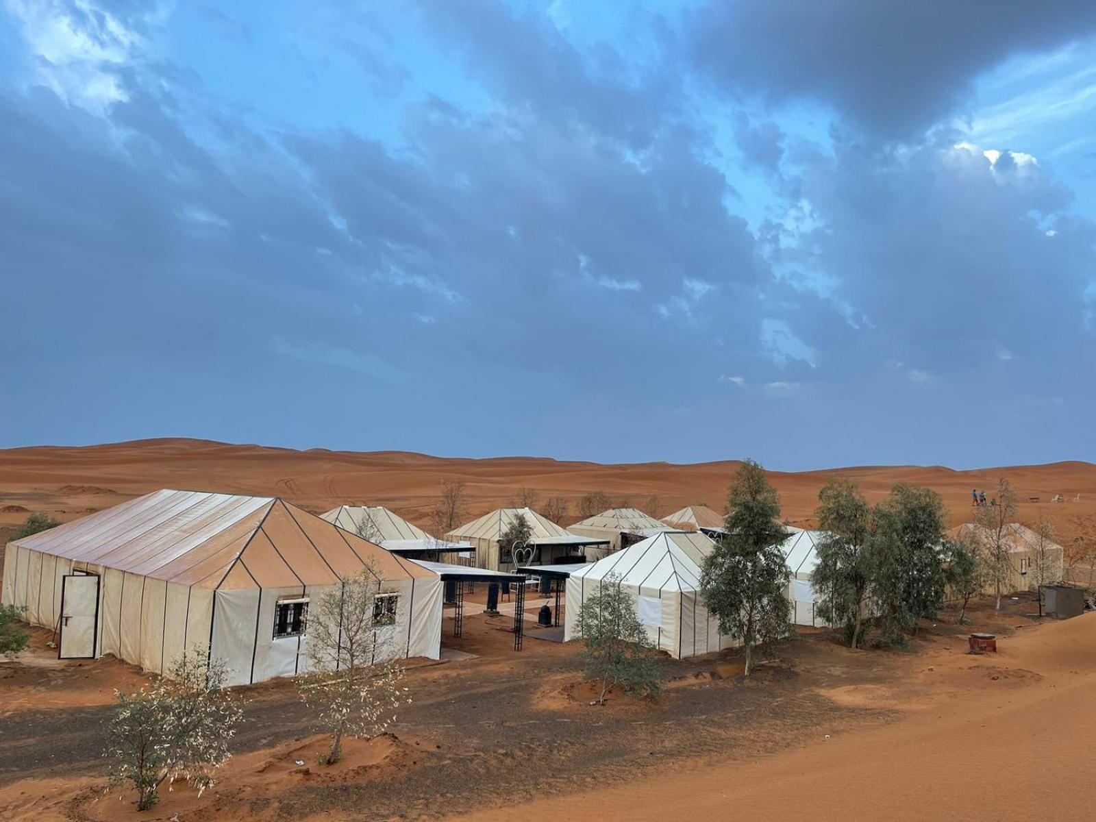 Toop Luxury Camp Hotel Merzouga Buitenkant foto